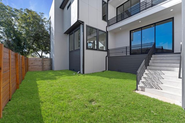 5014 N Braeswood Boulevard, Houston, TX 77096