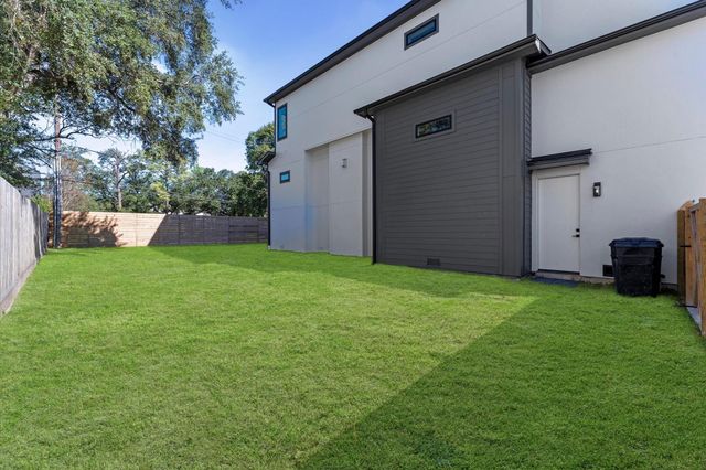 5014 N Braeswood Boulevard, Houston, TX 77096