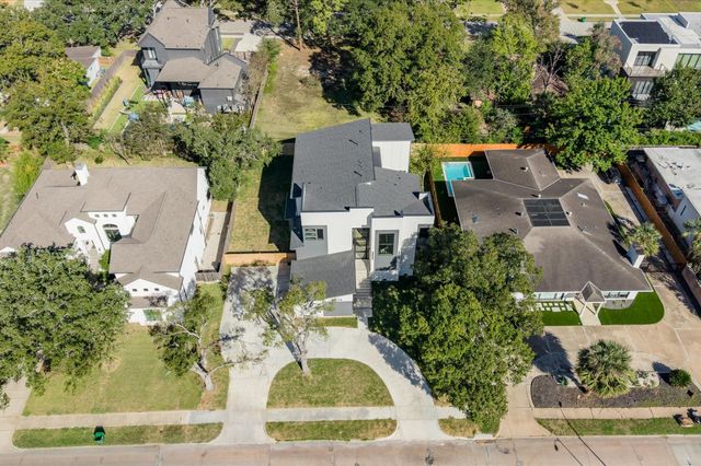 5014 N Braeswood Boulevard, Houston, TX 77096