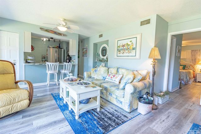 4000 Gulf Terrace Dr 105, Destin, FL 32541