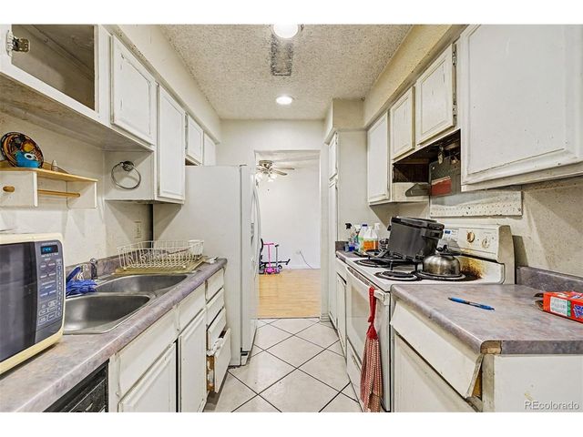 4593 S Lowell Blvd D, Denver, CO 80236