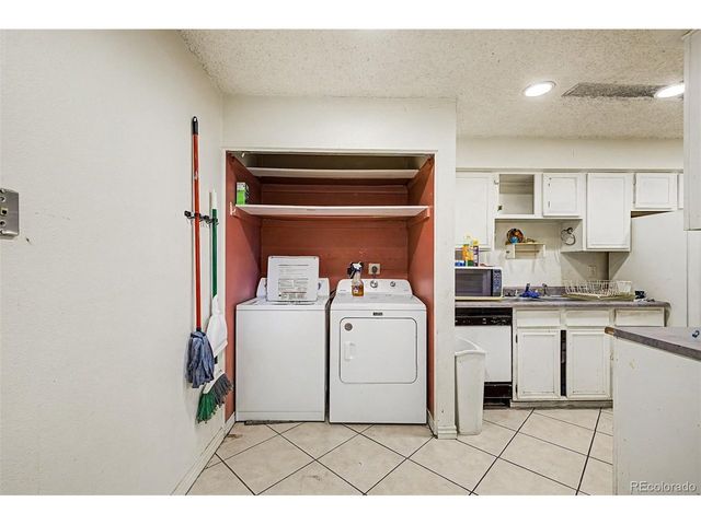 4593 S Lowell Blvd D, Denver, CO 80236
