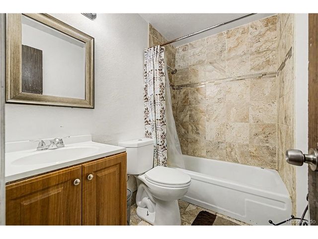 4593 S Lowell Blvd D, Denver, CO 80236