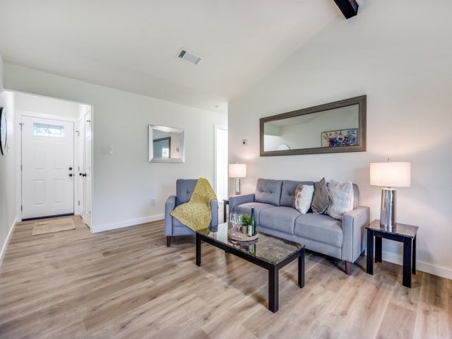 1103 Autumn Oak Drive, Denton, TX 76209