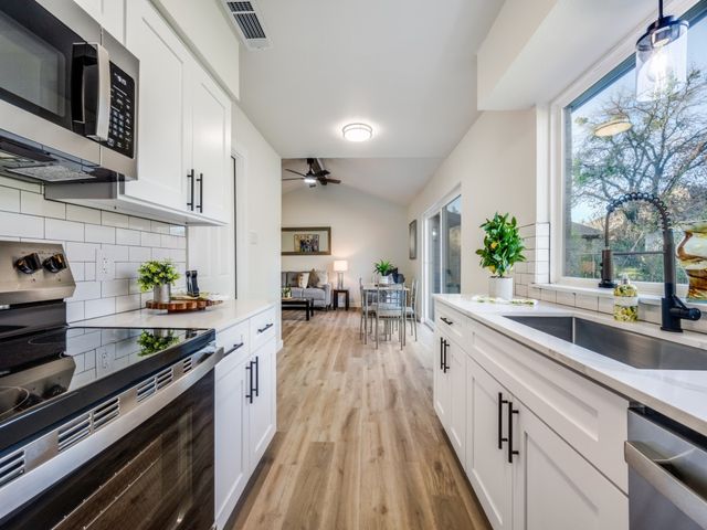 1103 Autumn Oak Drive, Denton, TX 76209