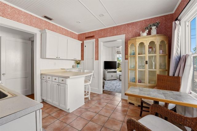 2330 7TH AVENUE W, Bradenton, FL 34205