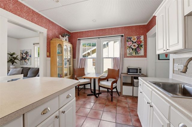 2330 7TH AVENUE W, Bradenton, FL 34205