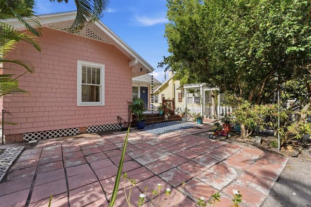2330 7TH AVENUE W, Bradenton, FL 34205