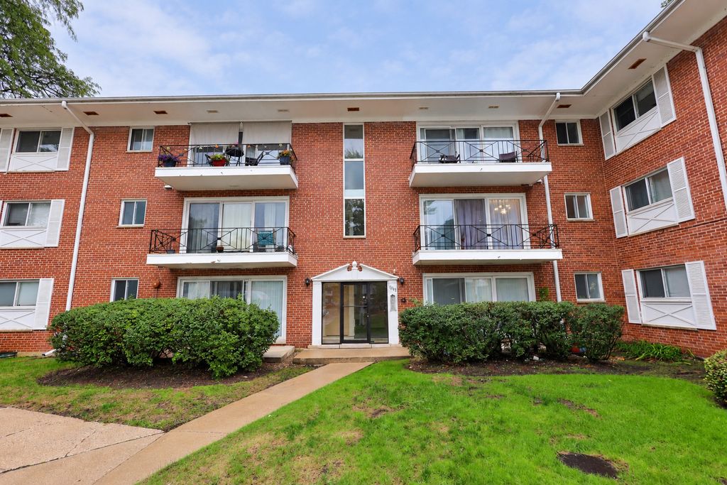 10113 Old Orchard Court 103, Skokie, IL 60076 — exterior