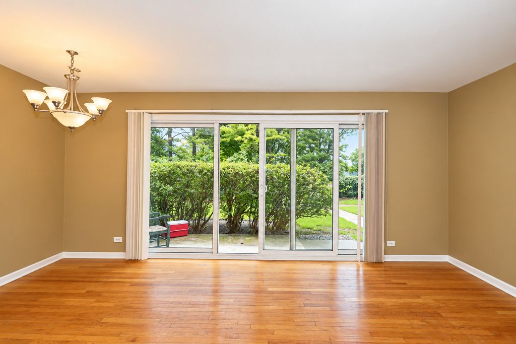10113 Old Orchard Court 103, Skokie, IL 60076 — photo 5