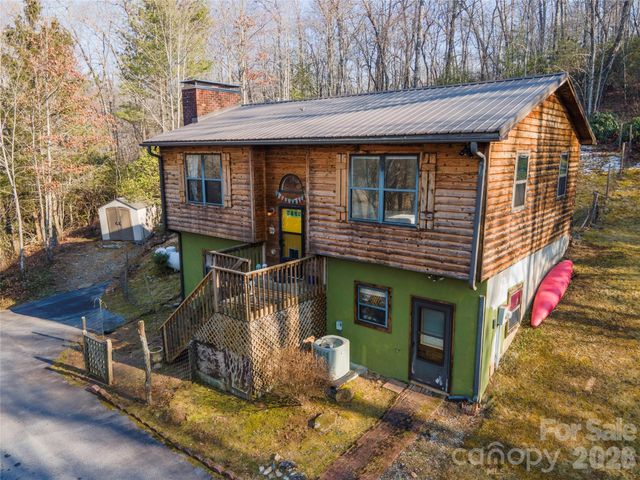84 Forest Trail, Balsam Grove, NC 28708