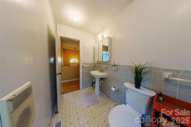 84 Forest Trail, Balsam Grove, NC 28708