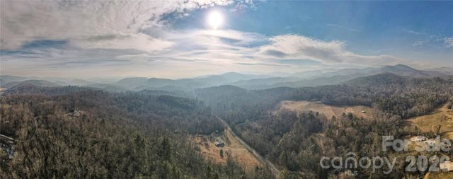 84 Forest Trail, Balsam Grove, NC 28708