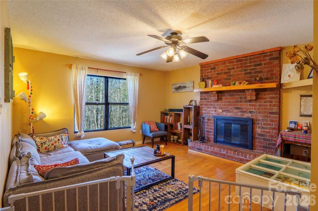 84 Forest Trail, Balsam Grove, NC 28708