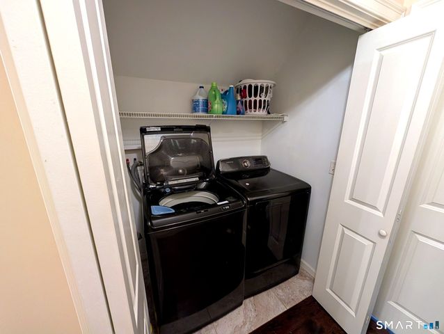 79 High Ledge Circle, Manchester, CT 06040