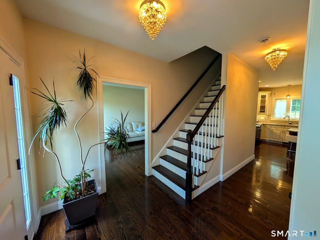 79 High Ledge Circle, Manchester, CT 06040
