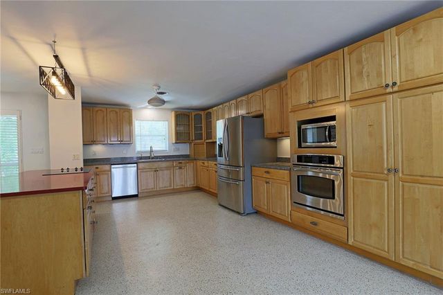 1353 Stadler DR, Fort Myers, FL 33901