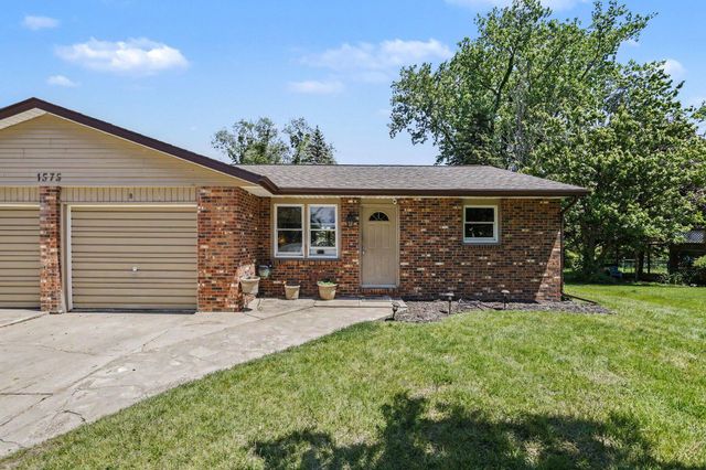 1575 Pheasant Run, Baroda, MI 49101