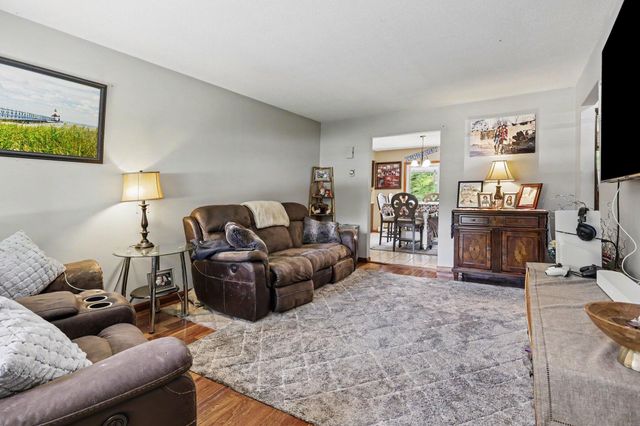 1575 Pheasant Run, Baroda, MI 49101