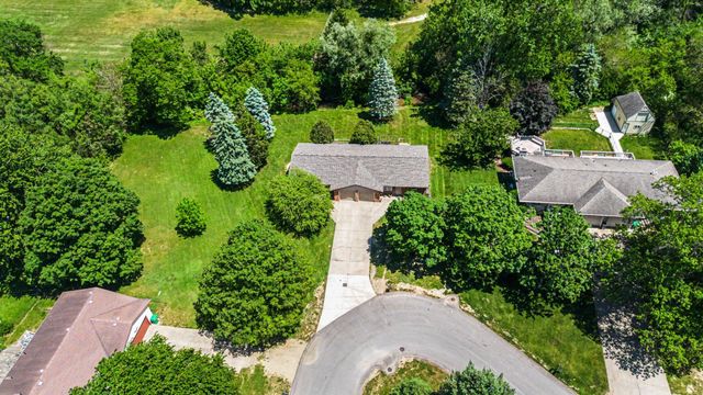 1575 Pheasant Run, Baroda, MI 49101