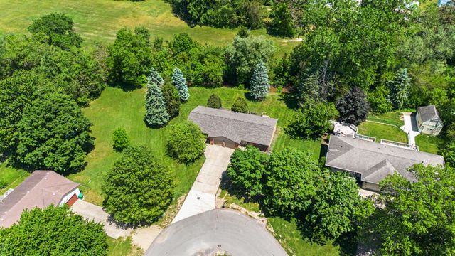 1575 Pheasant Run, Baroda, MI 49101