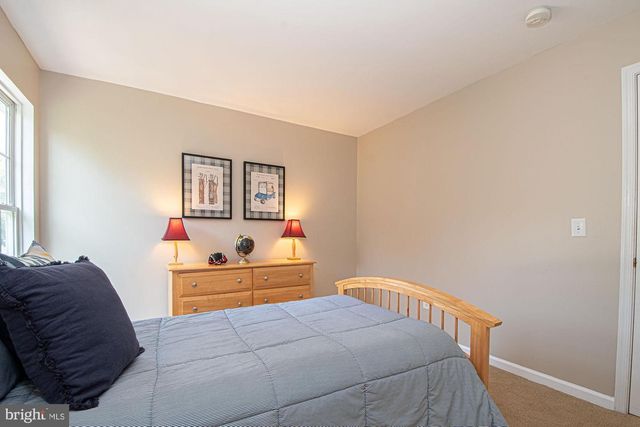 364 SINGLETON CIR, Warrenton, VA 20186