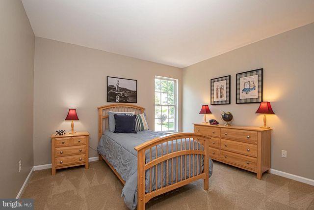 364 SINGLETON CIR, Warrenton, VA 20186