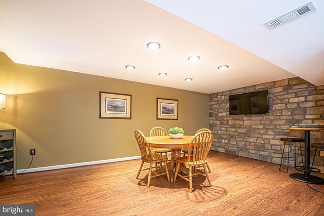 364 SINGLETON CIR, Warrenton, VA 20186
