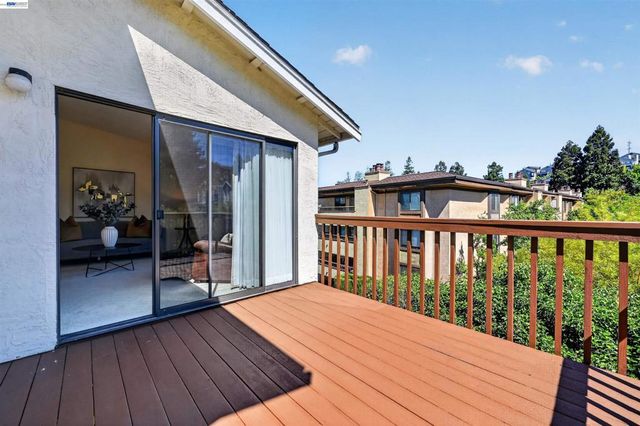 26976 Hemmingway Ct, Hayward, CA 94542