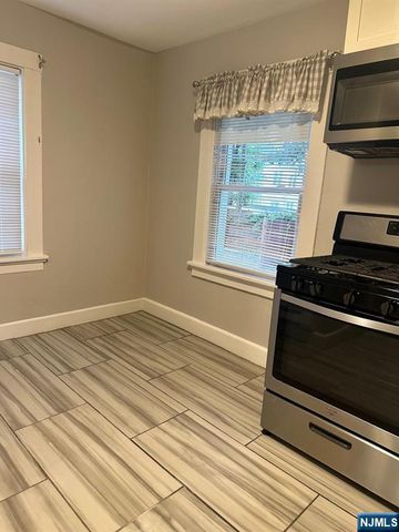 82 Mission Street 1L, Montclair, NJ 07042