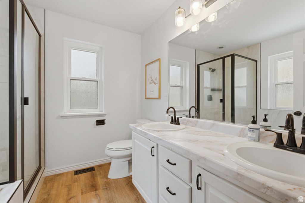 Image 24 of property listing at 1184 N 850 E, Pleasant Grove, UT 84062