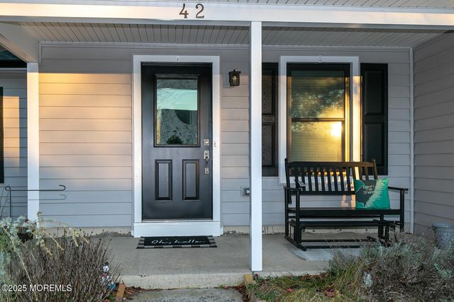42 Peachstone Road, Howell, NJ 07731