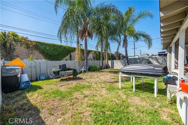 964 E La Verne, Pomona, CA 91767