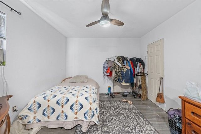 964 E La Verne, Pomona, CA 91767