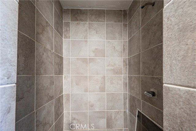 964 E La Verne, Pomona, CA 91767