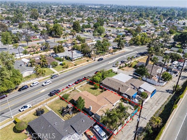 964 E La Verne, Pomona, CA 91767