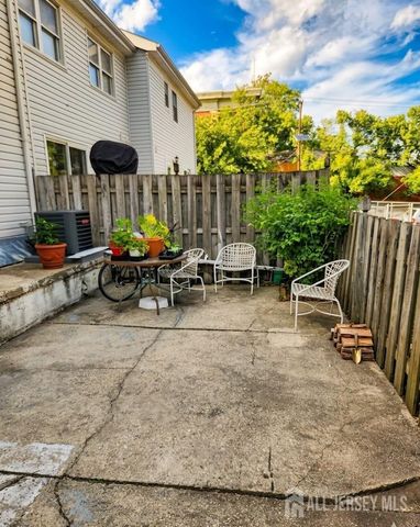 344 High Street, Perth Amboy, NJ 0886