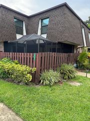 2551 NW 99th Avenue 2551, Coral Springs, FL 33065