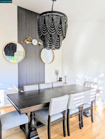 24 Barcelona Ct, Danville, CA 94526