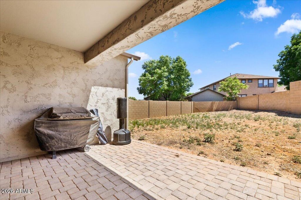 Image 20 of property listing at 516 CHINABERRY Drive, Clarkdale, AZ 86324