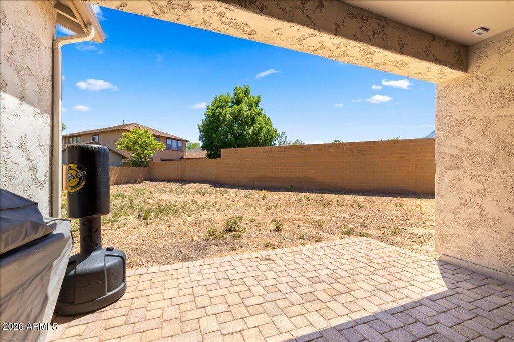 Image 21 of property listing at 516 CHINABERRY Drive, Clarkdale, AZ 86324