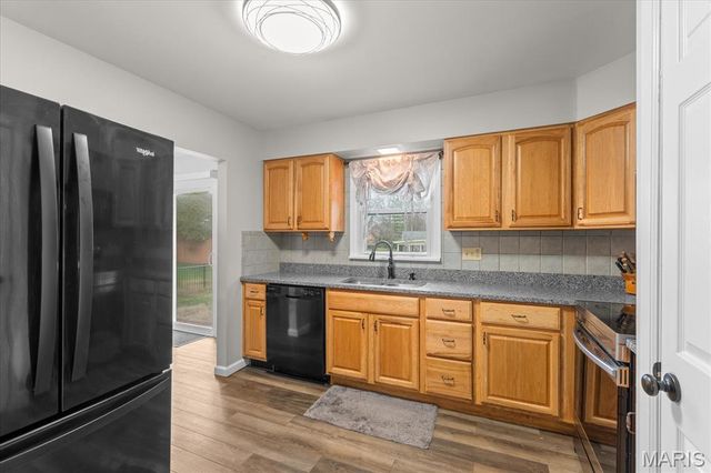 530 Buena Vista Street, Edwardsville, IL 62025