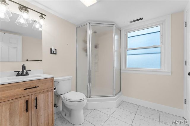 530 Buena Vista Street, Edwardsville, IL 62025