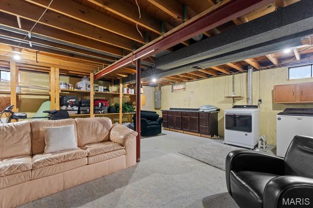 530 Buena Vista Street, Edwardsville, IL 62025