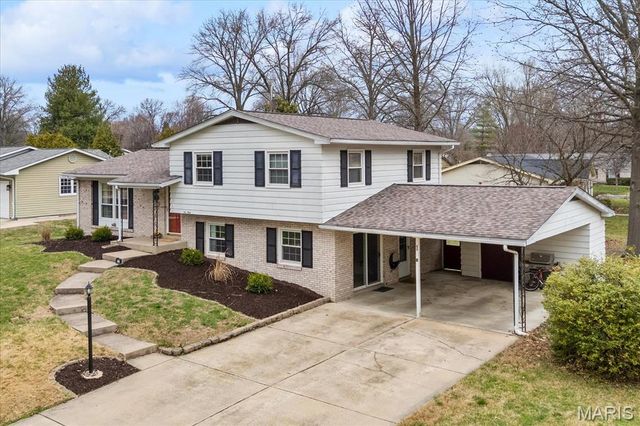 530 Buena Vista Street, Edwardsville, IL 62025