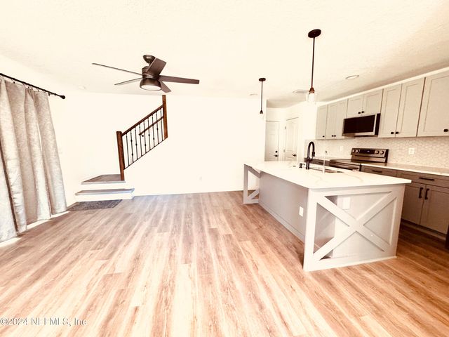 3412 BILTMORE Way, Orange Park, FL 32065