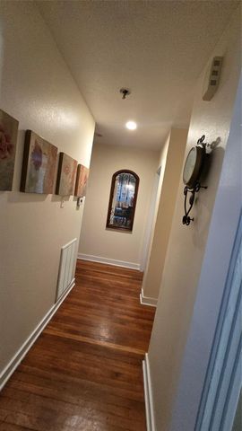 3065 Minglewood Drive, Beaumont, TX 77703