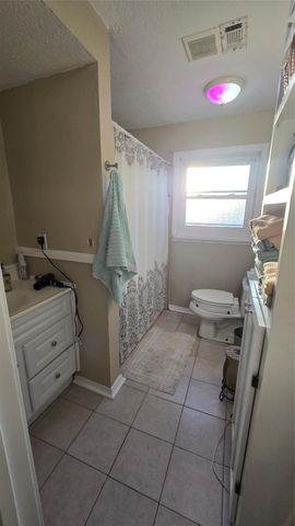 3065 Minglewood Drive, Beaumont, TX 77703