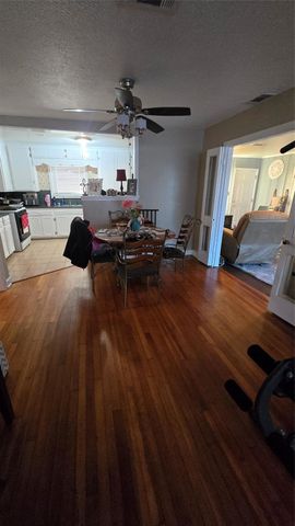 3065 Minglewood Drive, Beaumont, TX 77703