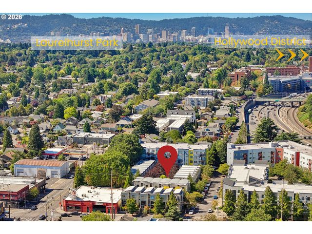 5918 Ne HOYT St, Portland, OR 97213